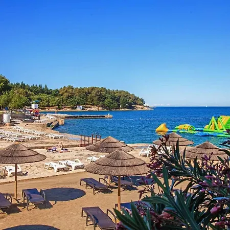 Two-bedroom In I Apartment Porec